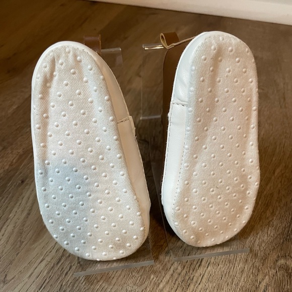 Old Navy Brown High-tops Soft sole 6-12M - Picture 2 of 5